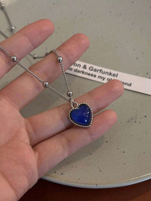 SELENE HEART NECKLACE